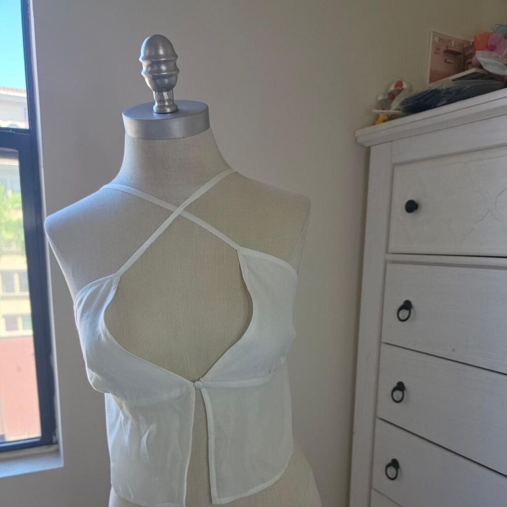 Oak-fort Women's White Crop-top